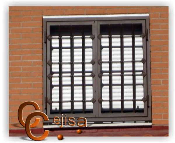 Rejas para ventanas en modelo castellano abatible en color blanco