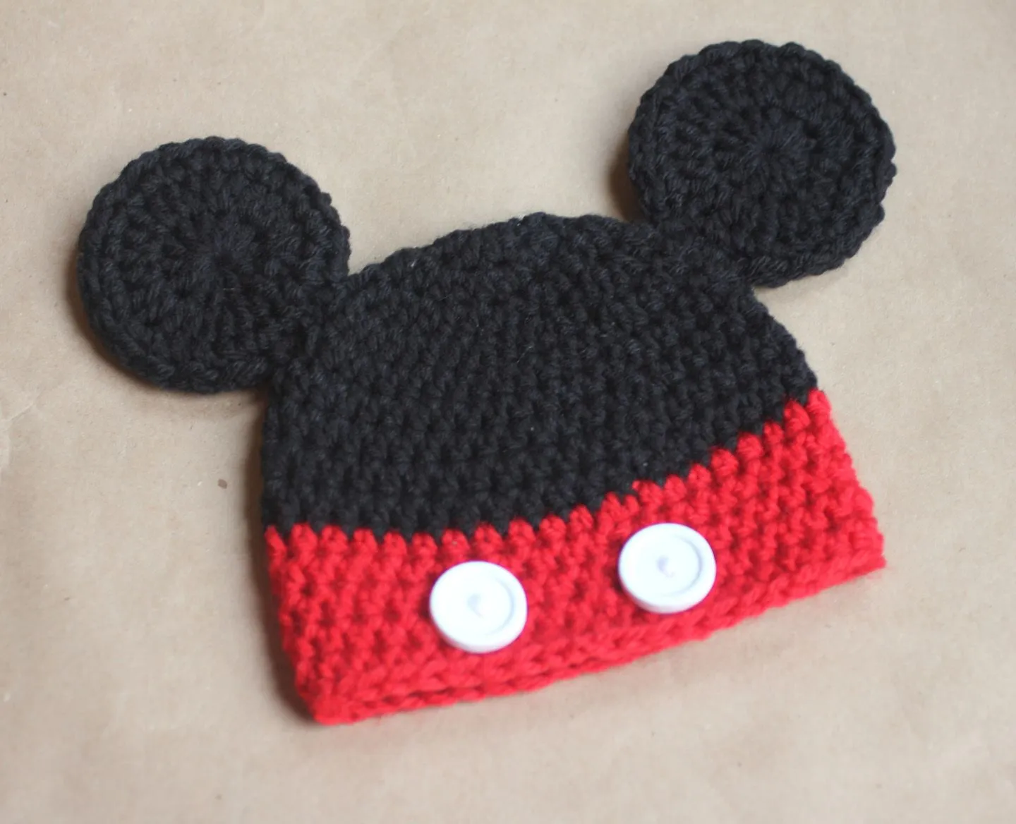 Repeat Crafter Me: Mickey and Minnie Mouse Crochet Hat Pattern