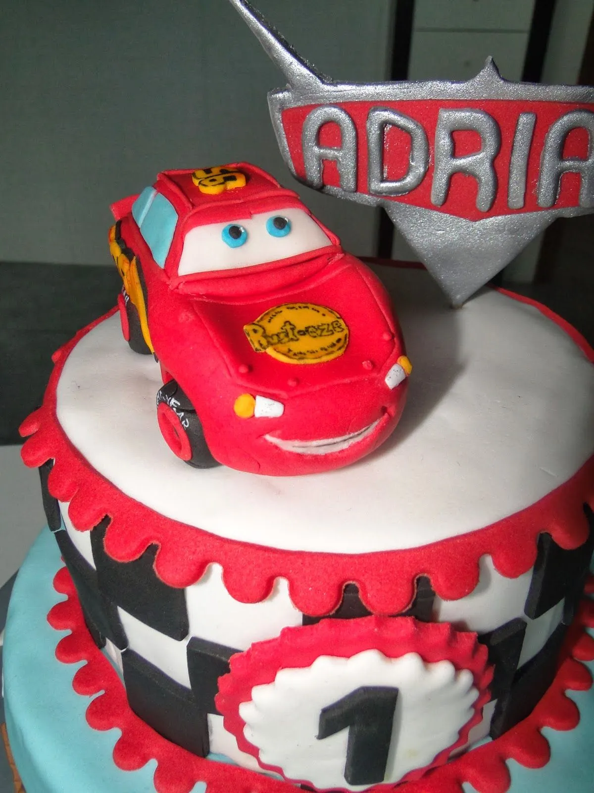 Respostería artística: Tarta Rayo Mcqueen o Cars (dos sabores ...