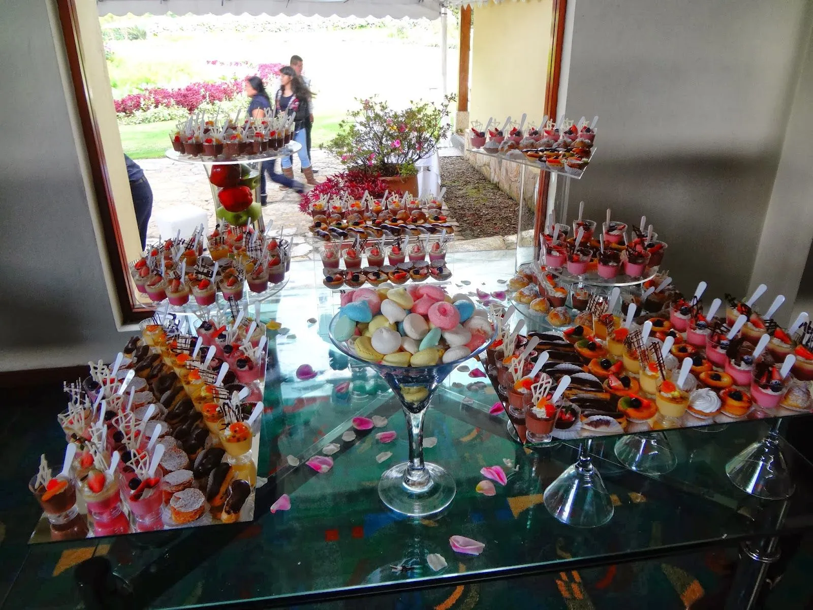 R.G postres y pasabocas.: PASABOCAS, EVENTOS Y RECEPCIONES