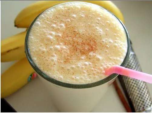 Rico smoothie de plátano con coco | Solountip.