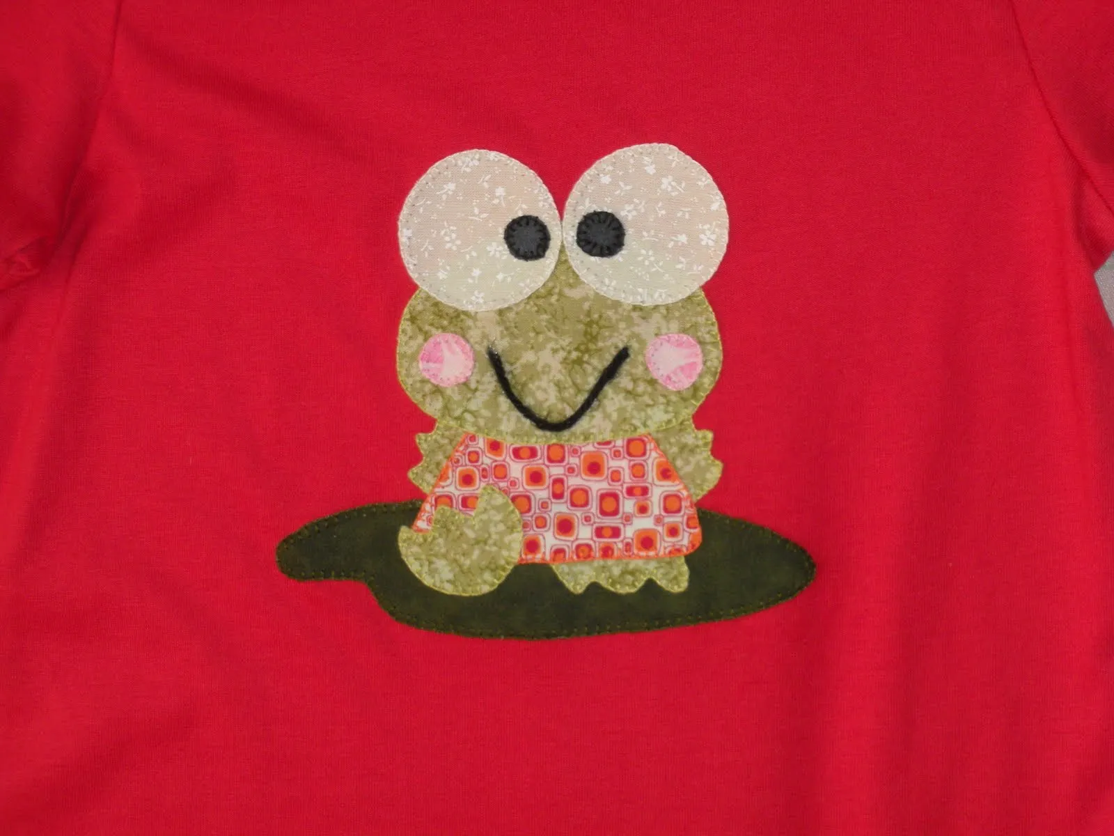 Mi rinconcito de labores: Camiseta patchwork