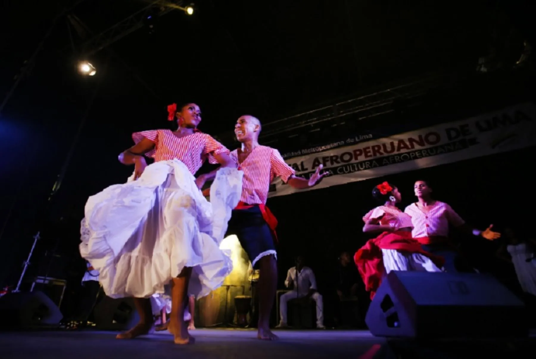 Ritmo, color y sabor! Aprecia las danzas afroperuanas más emblemáticas |  Noticias | Agencia Peruana de Noticias Andina