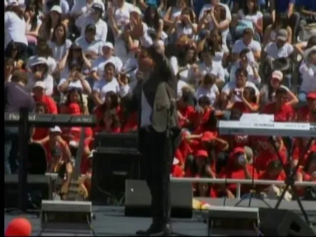 Roberto Orellana - Mi Nuevo Amor - 31 de marzo, Estadio Nacional ...