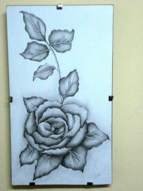 Rosas en carboncillo - Imagui