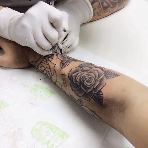 Rosa Tatuajes De La Manga en Pinterest | Tatuajes Rosas En Hombro ...