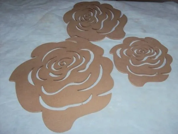 Rosas em Mdf | Regiane Decorações | Elo7