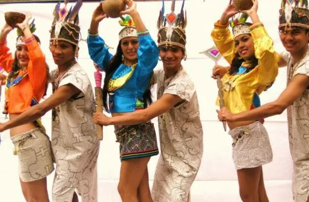 rulos: tipos de danza regional selvática