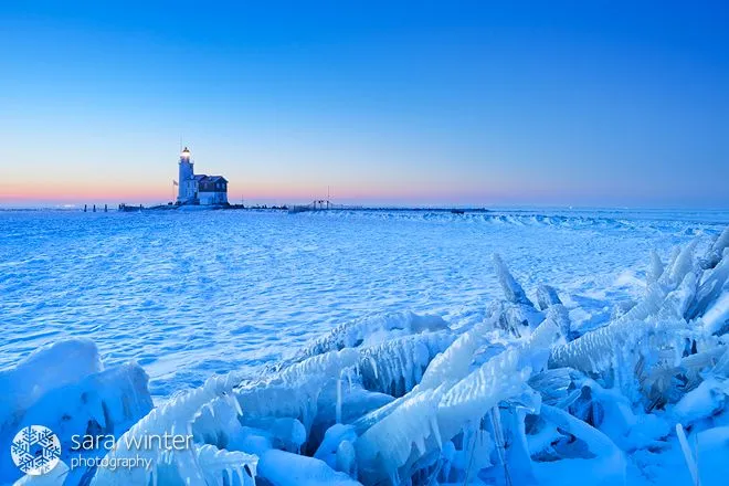 Sara Winter | landscape photography - Photo: Marken Lighthouse I