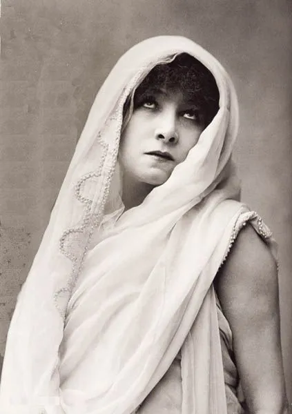 Sarah Bernhardt