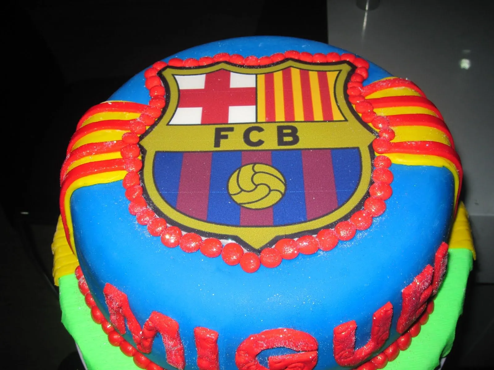 Sarai Dupuy by Dupuy Patisserie: Torta Barcelona F.C.