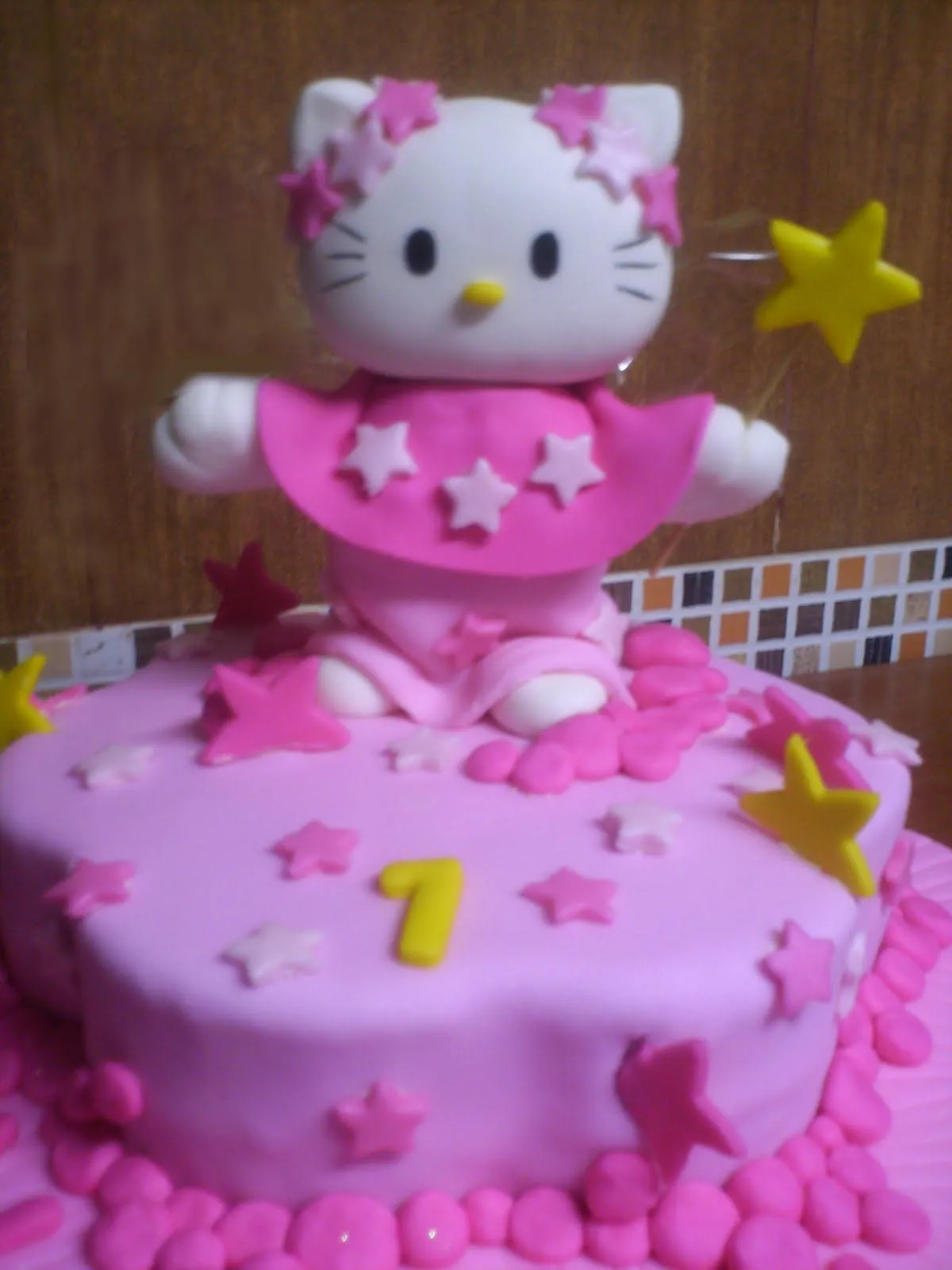 Secretos Dulces de Ingrist Alemán: PASTEL HELLO KITTY