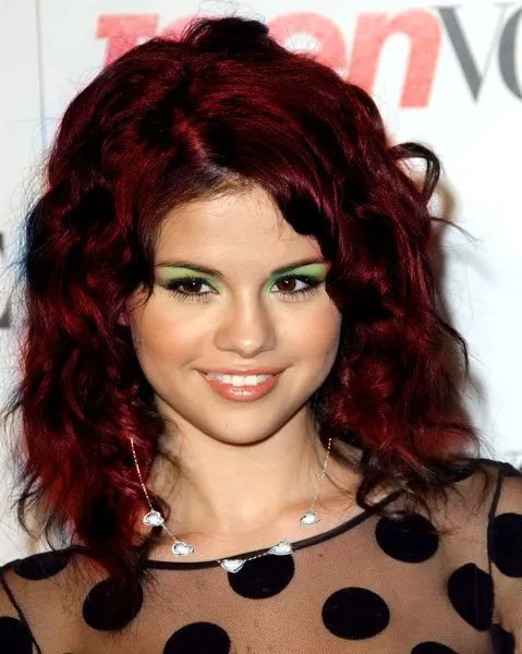 Selena Gomez Pic: Fake or Real by Phantomfan1001 on deviantART