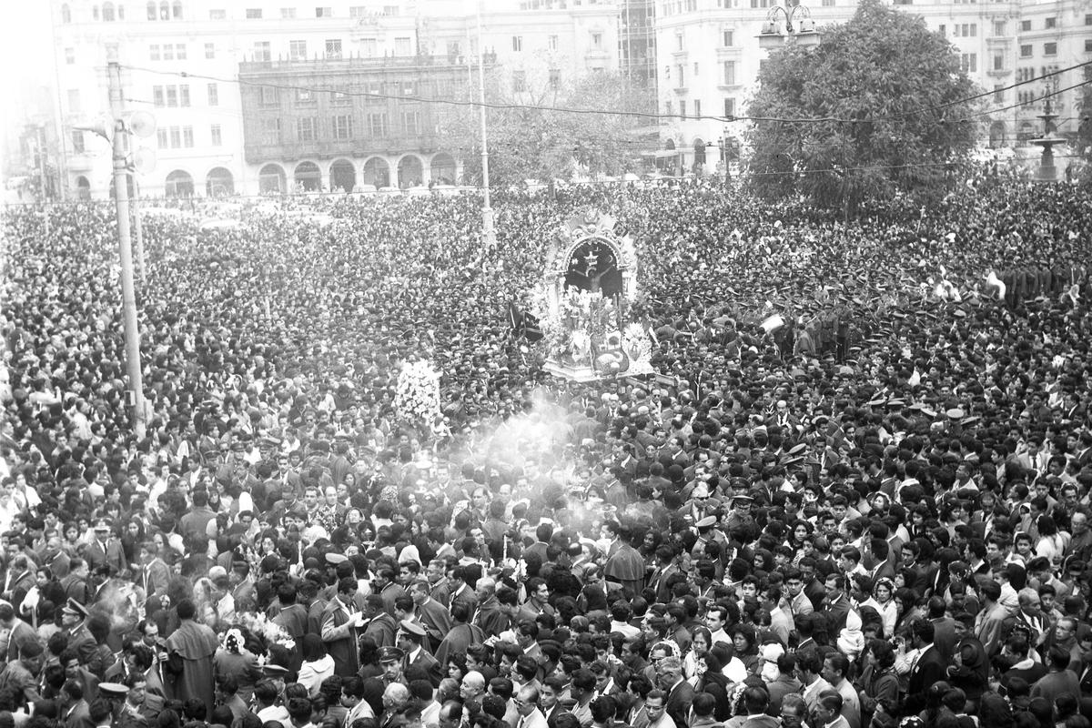 Señor de los Milagros procesión Lima | ARCHIVO-ELCOMERCIO | EL COMERCIO PERÚ