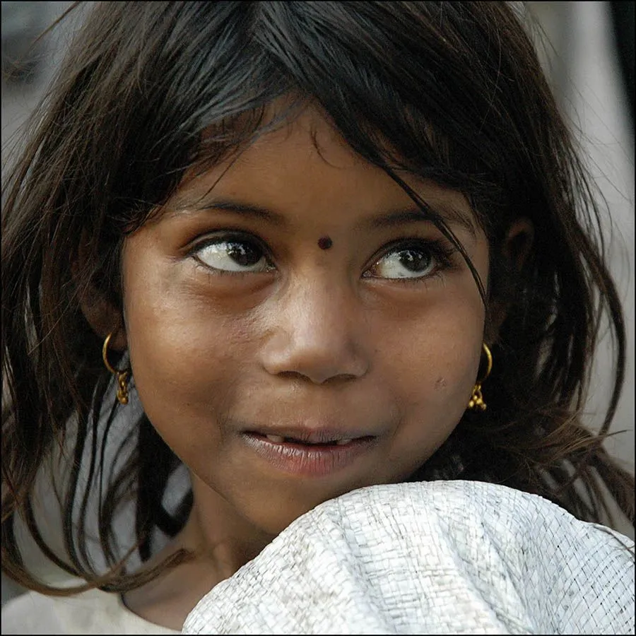 sentimientos de shantal: OJOS DE MIRADA TRISTE