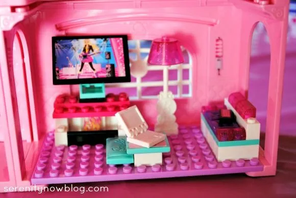 Serenity Now: Mega Bloks Barbie Play Date {and Girls' Toy Review