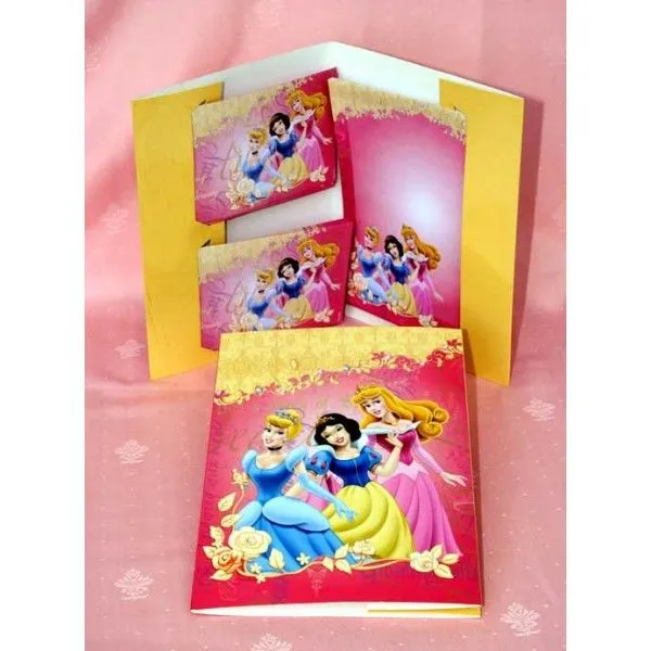 SET DE CORRESPONDENCIA CON PAPEL DE CARTAS Y SOBRES PRINCESAS DISNEY -  www.disneymegastore.com