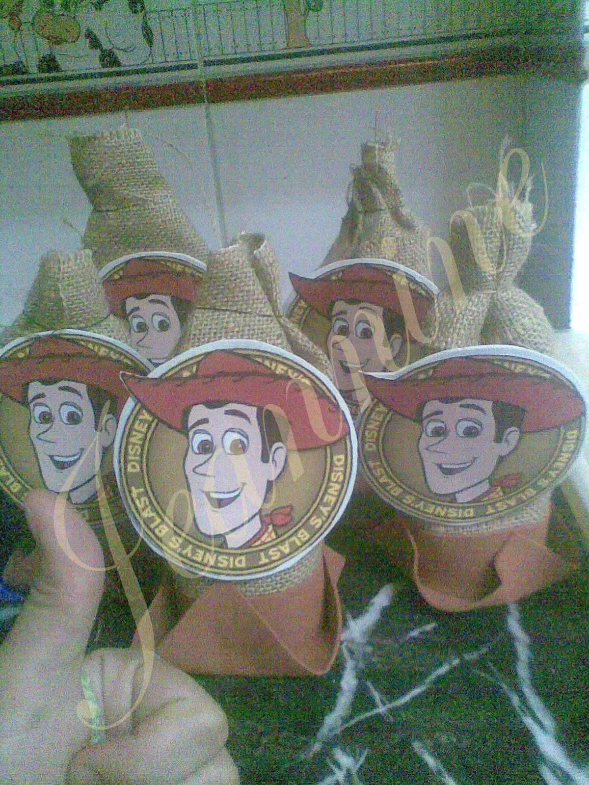 sorpresas o dulceros toy story