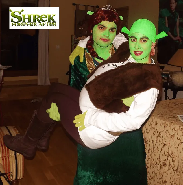 Shrek Y Fiona en La Ciénaga | fotos de Concurso de disfraces del ...