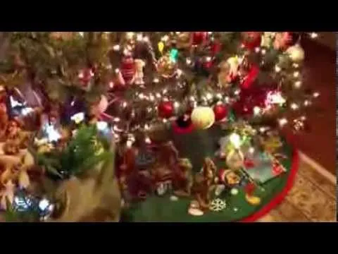 Siguiendo la tradicion de hacer el nacimiento del niño Jesus ...