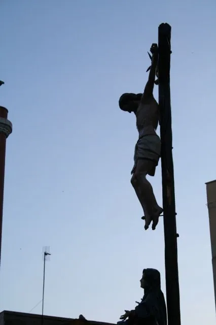 La silueta de la Cruz | fotos de Semana Santa