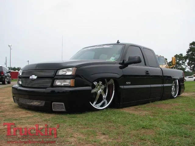 06 silverado ss slammed | Trocas peronas | Pinterest