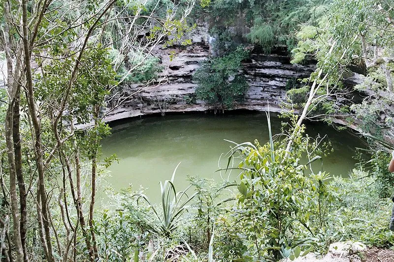 Sitio arqueológico Chichén Itzá. Ciudad de los brujos del agua.