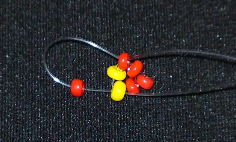 LA SOCIA DEL OCIO: Como hacer una pulsera de chaquiras ...