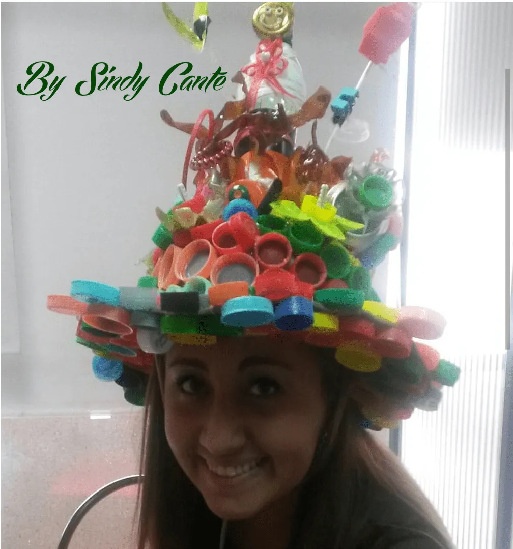 Sombrero reciclado | Sombreros con material reciclado, Sombreros  reciclados, Sombreros locos