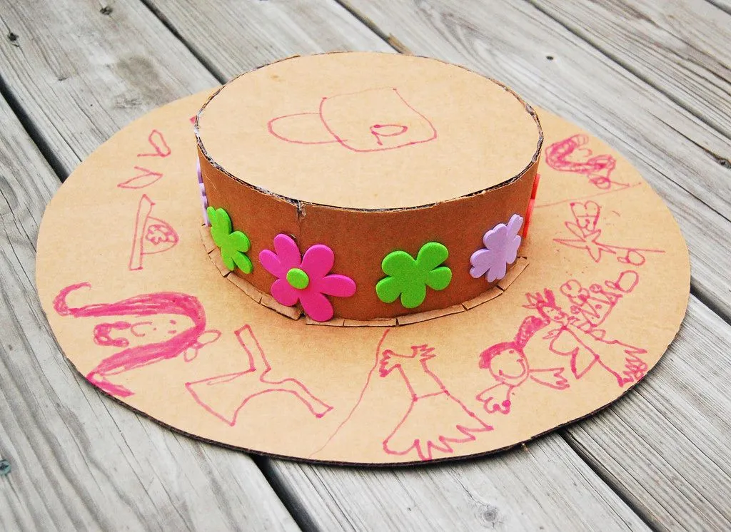 Cómo hacer sombreros de cartón | Manualidades para niños