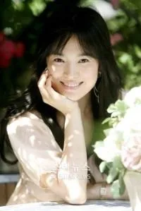 Song Hye Kyo en las “100 Caras Hermosas de famosos ‘ « Kibecy’s ...