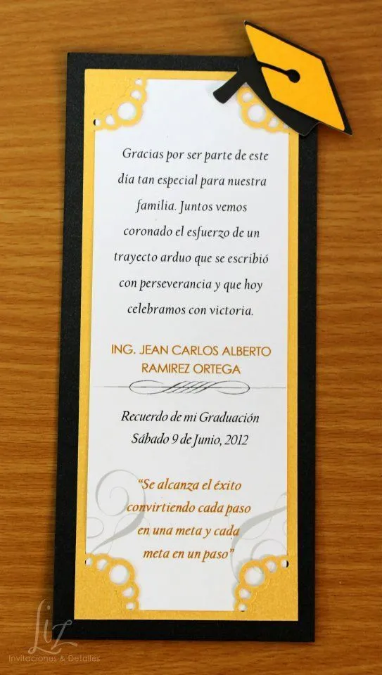 Souvenir, recordatorio o invitación para Graduación. tarjetería, invitaciones, handmade… | Graduation party planning, Graduation party invitations, Graduation party