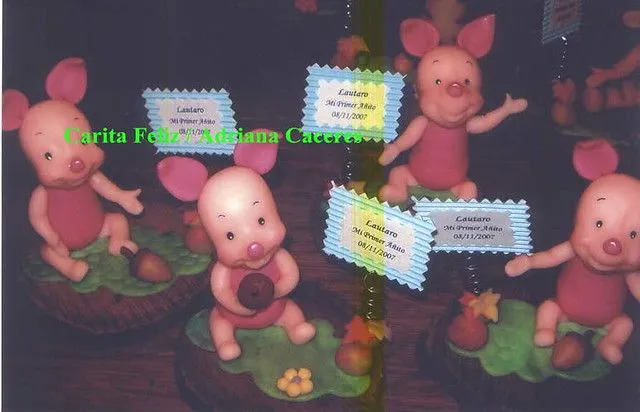 Souvenires Winnie bebe y amigos en porcelana fría | Flickr - Photo ...