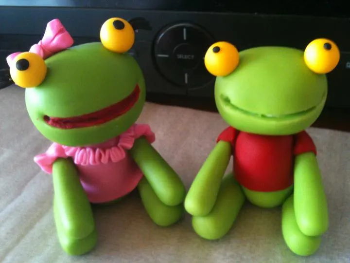 Souvenirs Sapo Pepe y Sapa Pepa by SyMArts on DeviantArt