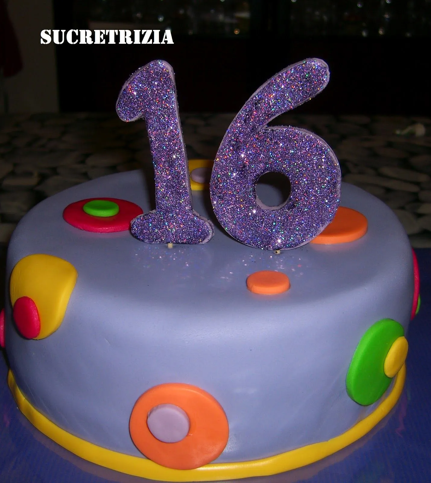 Sucretrizia: Tarta 16 años