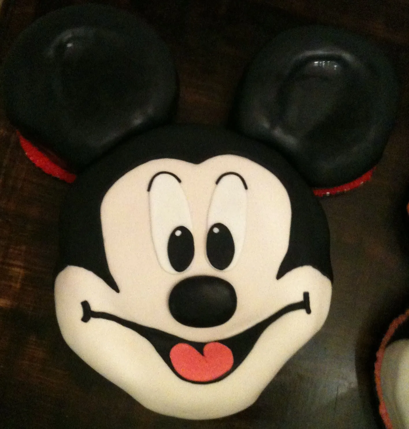 sugar: Mickey & Minnie Mouse Face Cakes