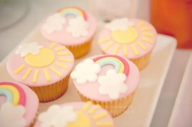 Sunshine & Rainbow Fondant Cupcakes « GoodCupcakes.com