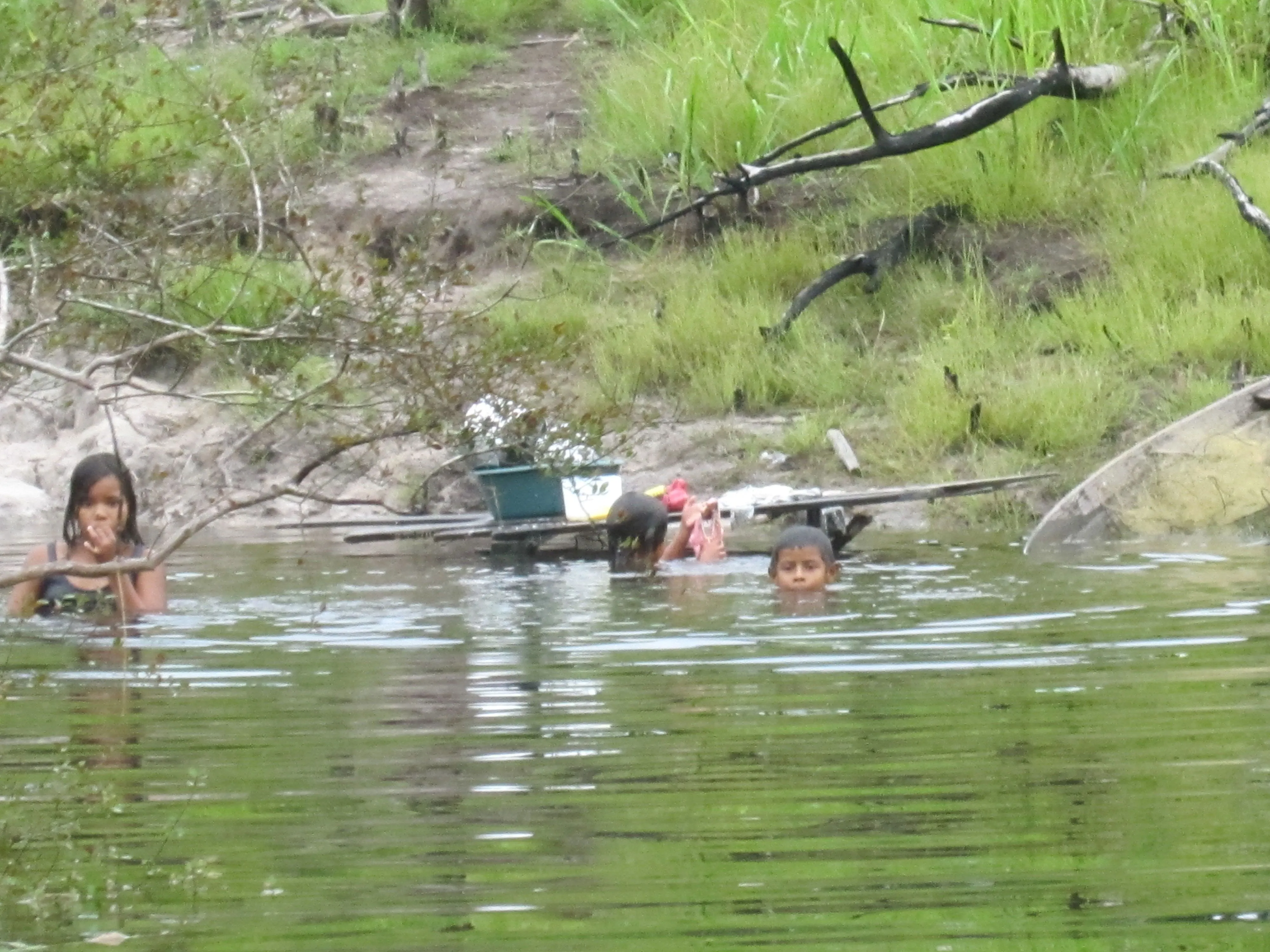 Supervivientes en el Amazonas | Vadeviajar's Blog