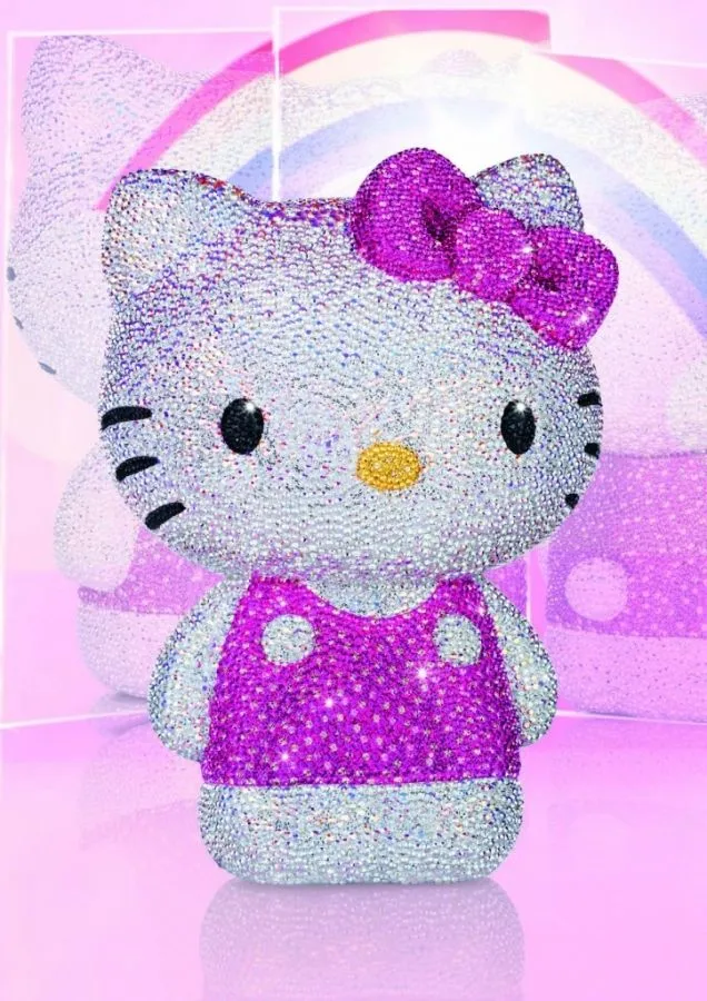  ... de Swarovski + Hello Kitty , lista para ser lanzado en agosto de este