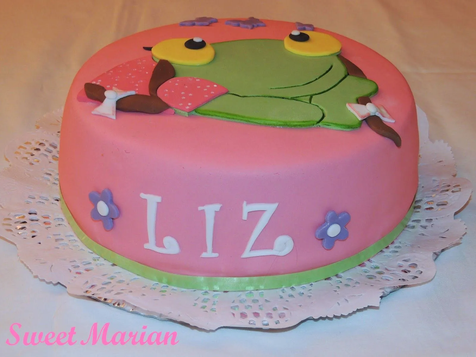 Sweet Marian Cupcakes: Torta de "La Sapa Pepa"