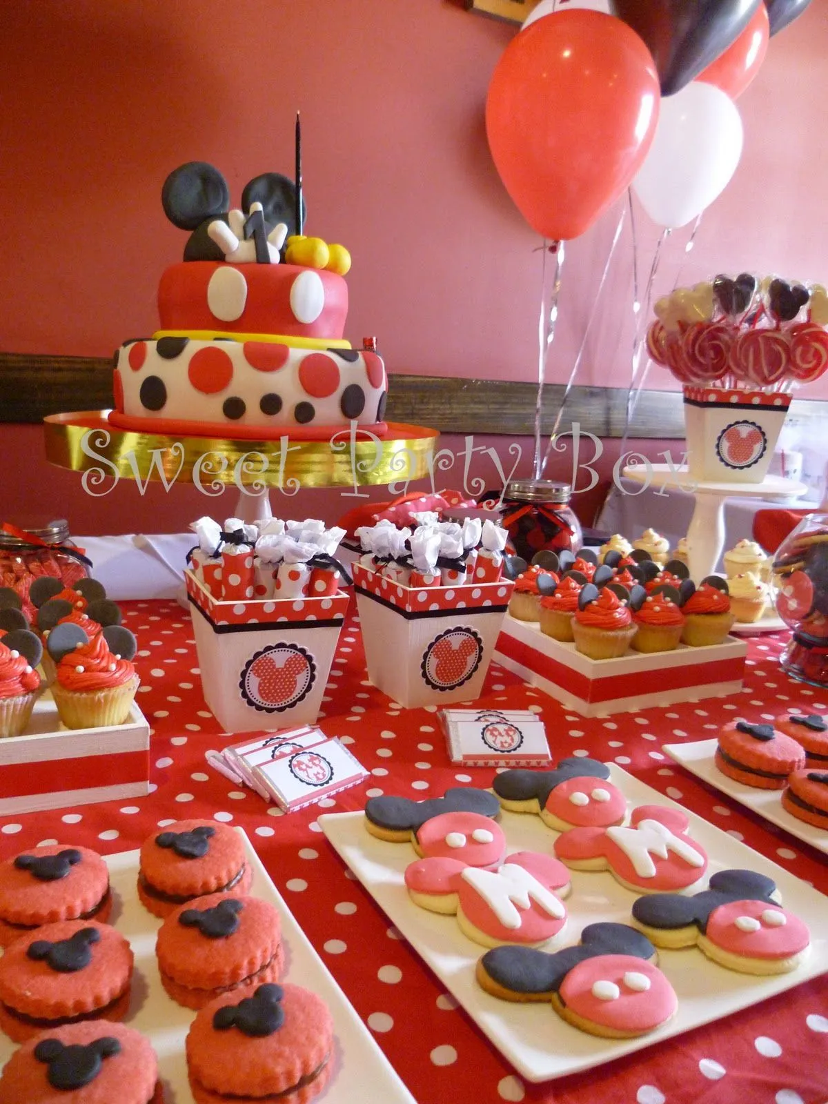 Sweet Party Box: PrImer Año y BaUtisMO de MaxImo: Mickey Mouse ...