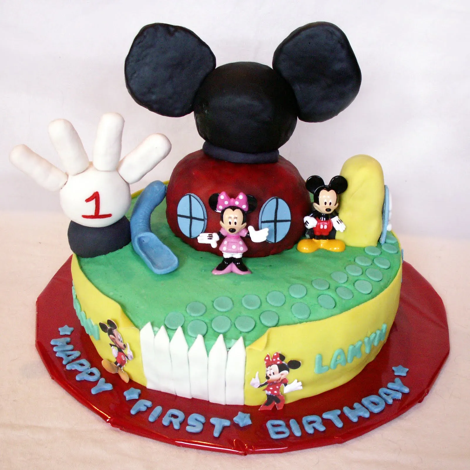 Sweet Tooth: Mickey Mouse Clubhouse