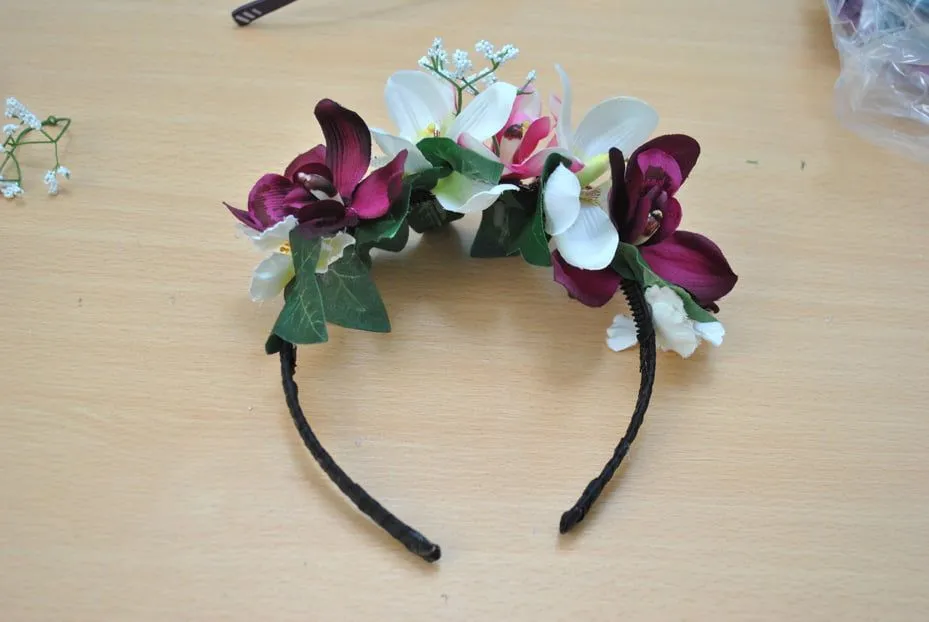 Taller de Accesorios: Vinchas Florales para las Fiestas | Café Costura