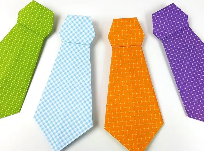 Taller Corbata Dulcero en Fomi del Día del Padre - Mall del Sur