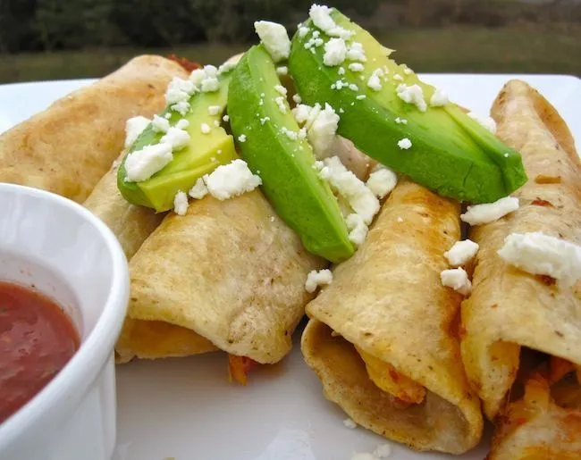 Taquitos o Flautas de Pollo (Chicken Taquitos or Flautas) | My ...