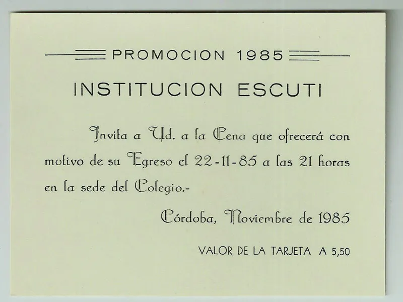 La tarjeta de invitación a la cena de egresados en el cole...a 5 ...