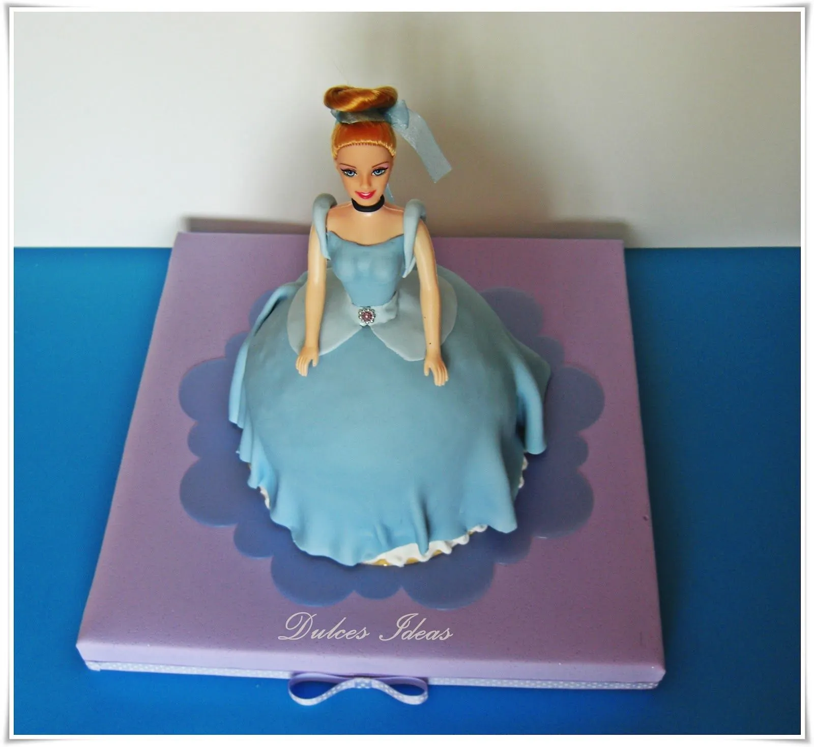 Tarta Cenicienta De Galletas Con Figuras Fondant Pictures