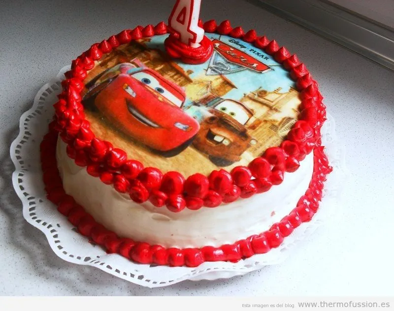 TARTA CUMPLEAÑOS RAYO MCQUEEN (RED VELVET CAKE THERMOMIX Y ...