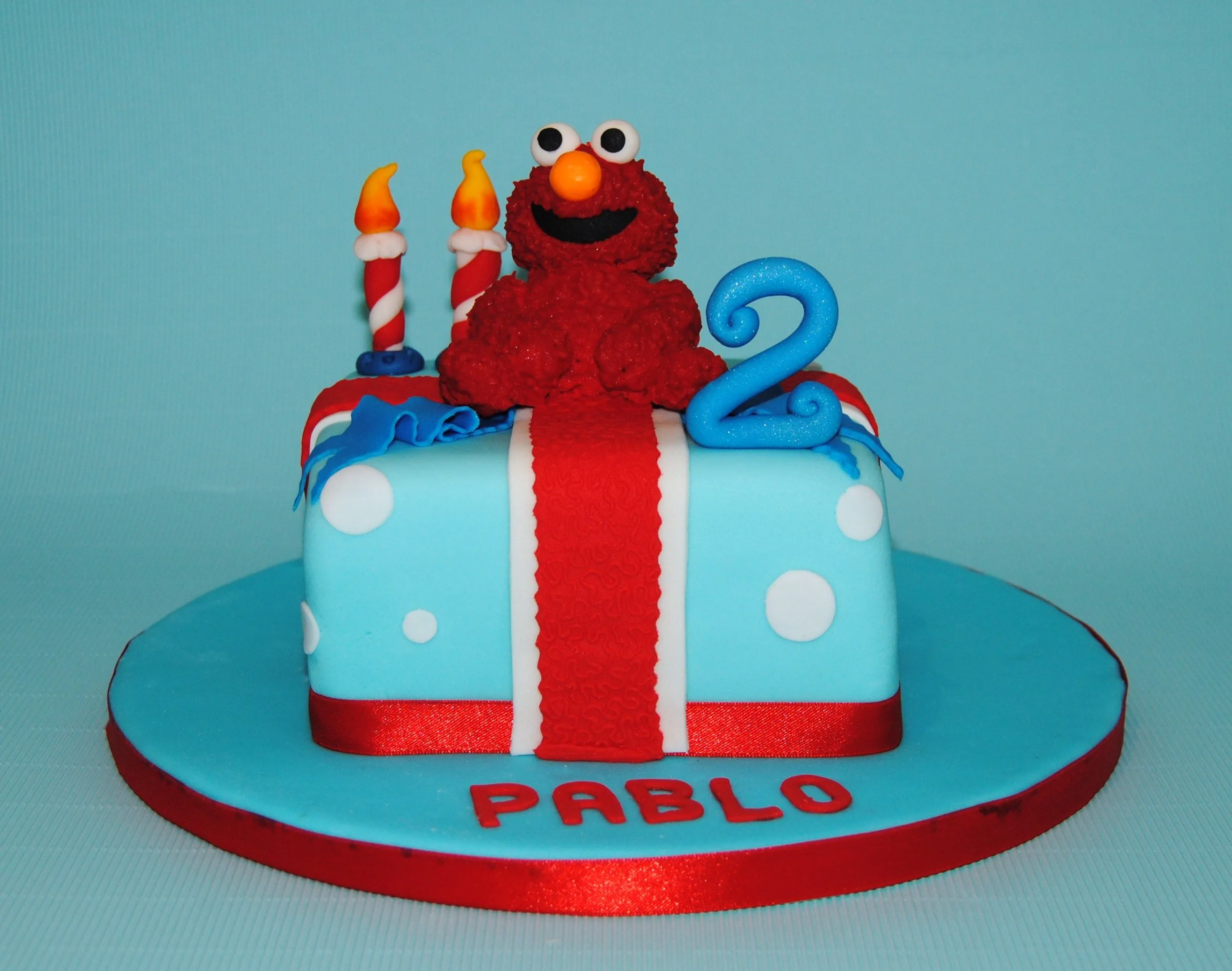 Tarta Elmo Caja regalo (Elmo cake) | Mericakes