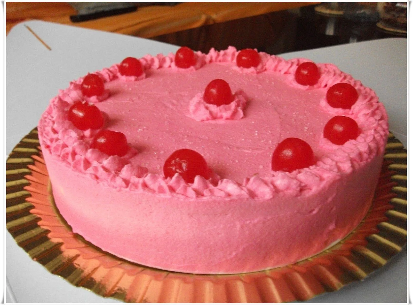 Tarta de gelatina de fresa | COCINANDO EN CASA DE JUANICO